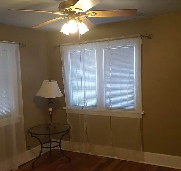 138 Girard Blvd NE — Photo 7