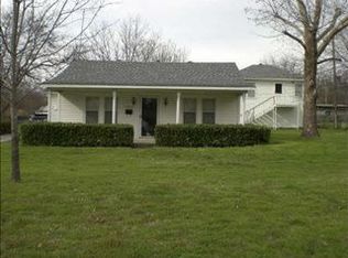 5310 Purdue Ave, River Oaks, TX 76114