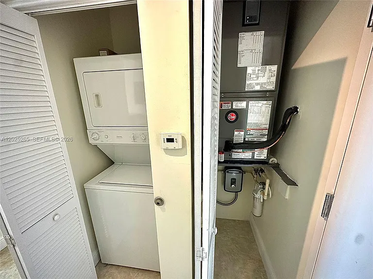 2525 SW 3rd Ave #705 — Photo 8
