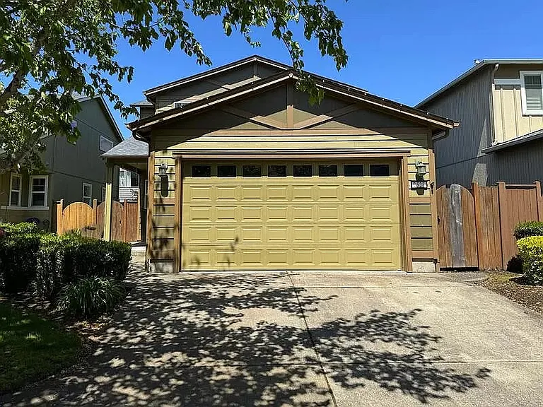 2523 Mountain Ter — Photo 18