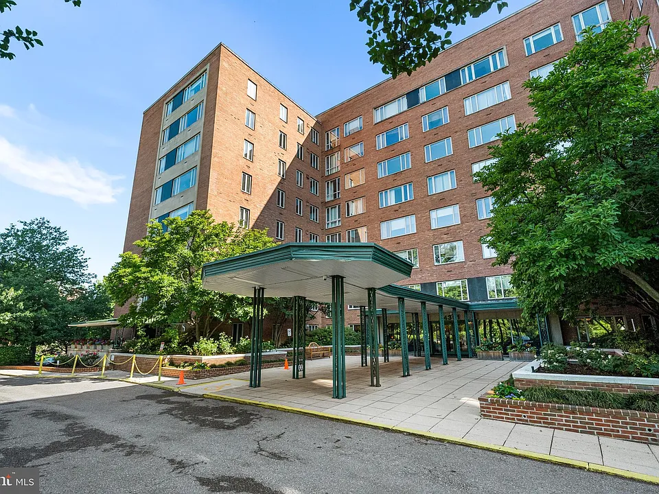 4301 Massachusetts Ave NW #4012
