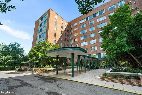 4301 Massachusetts Ave NW #4012 Photo 1