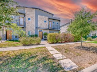 5917 Charles Merle Dr, Austin, TX 78747