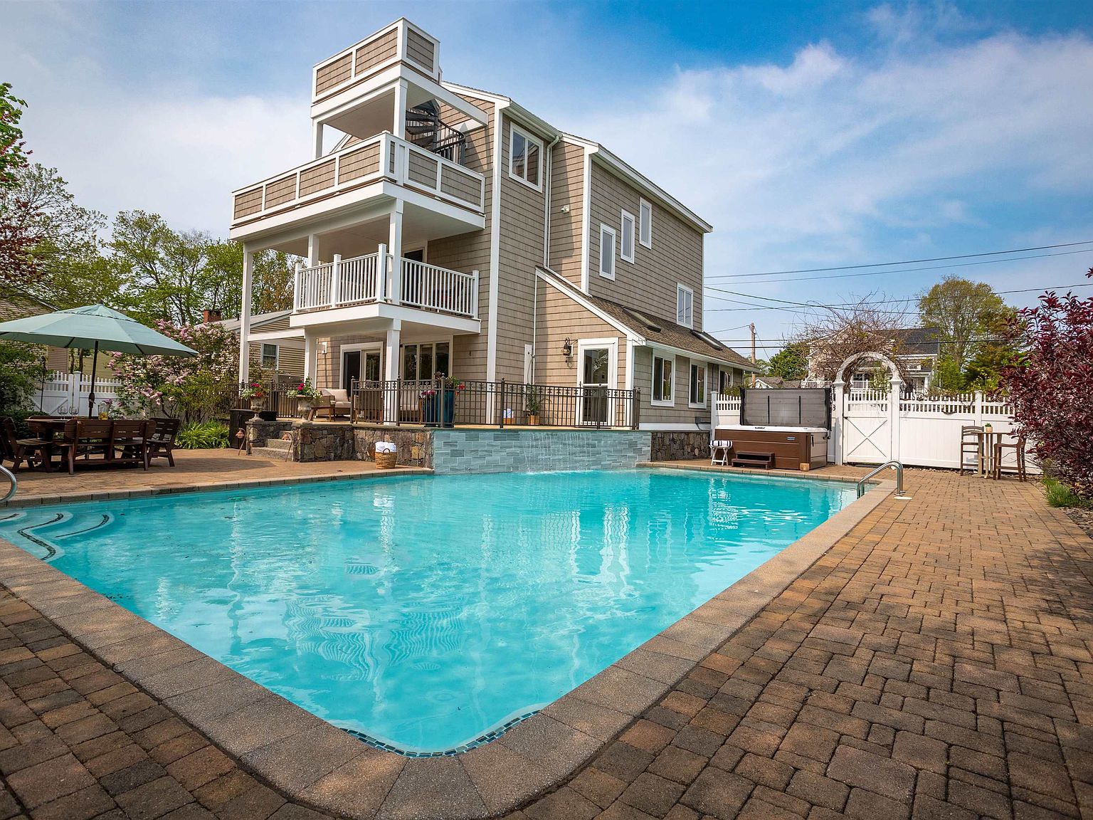 998 Ocean Boulevard, Hampton, NH 03842 Zillow