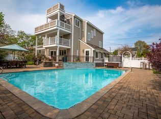 998 Ocean Blvd, Hampton, NH 03842