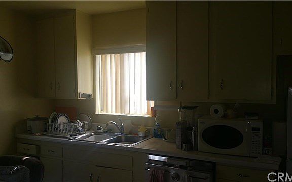 4th image of 25481 E 6th St