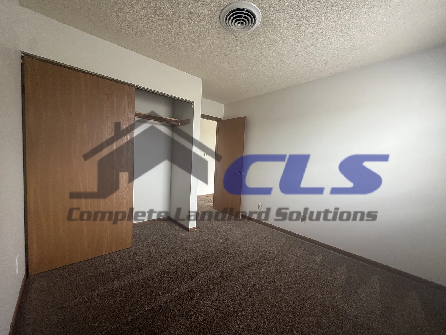 820 Poplar Street - 12 — Photo 3