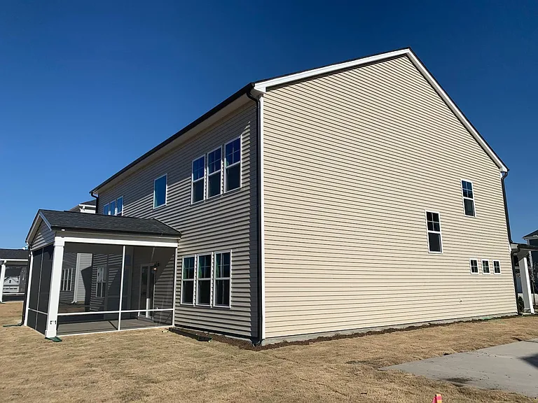 2116 Heisser Ln — Photo 3