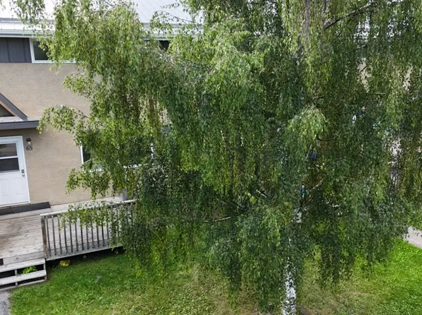 114 W Hardisty Ave #65, Hinton, AB T7V 1B5