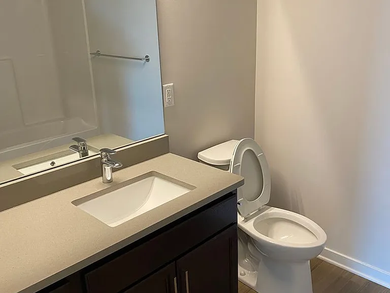 Greenlink Residences — Photo 18