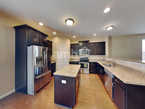 3rd image of 207 S Dunnwood Ln