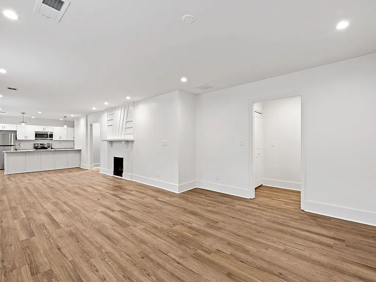 636 Francis Pl NW #A — Photo 7