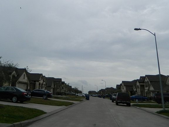 4th image of 4322 Bearberry Ave