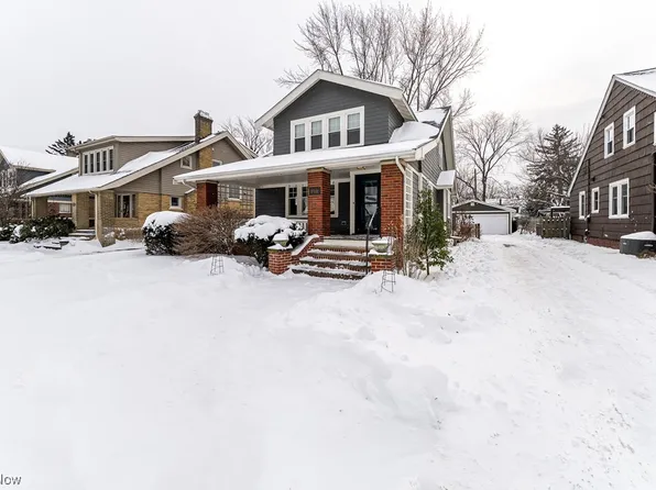 17551 Daleview Dr, Lakewood, OH 44107