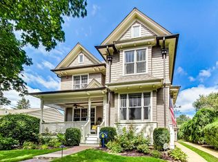 512 Meadow Ln, Libertyville, IL