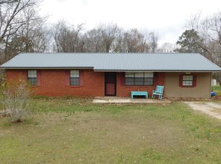 35 Bob Ridge Rd, Fulton, MS 38843