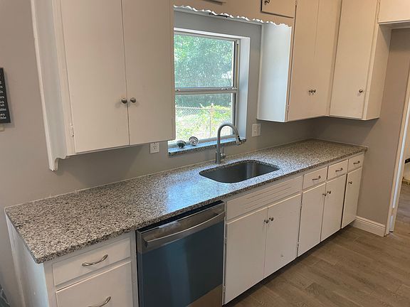 3rd image of 83 N Griffin Dr #83