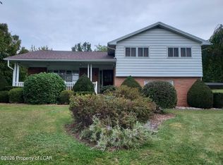 35 E Butler Dr, Drums, PA 18222