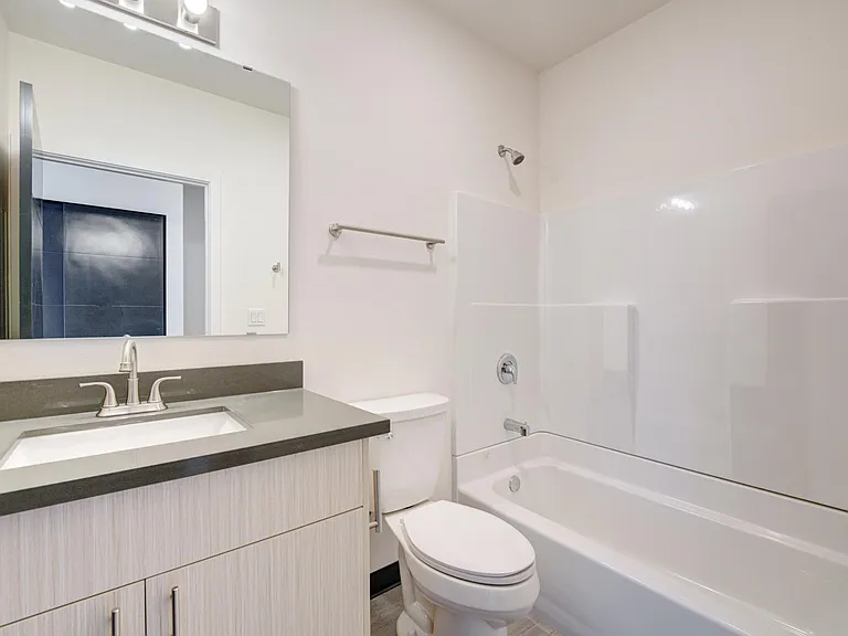 Viola Apartments — Photo 26