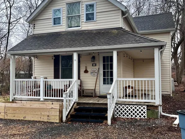 16 Yeoman Ln, Cornwall, NY 12518