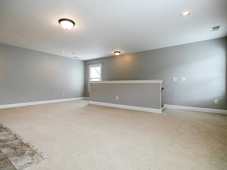 193 Acadia Ave — Photo 5