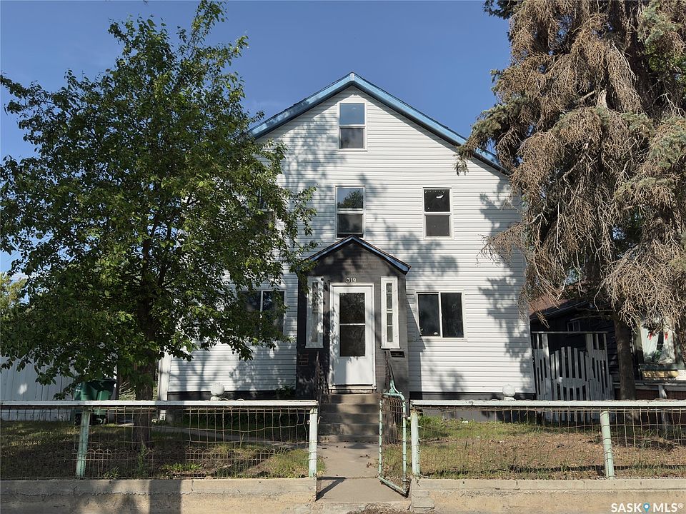 2nd image of 319 H Avenue S