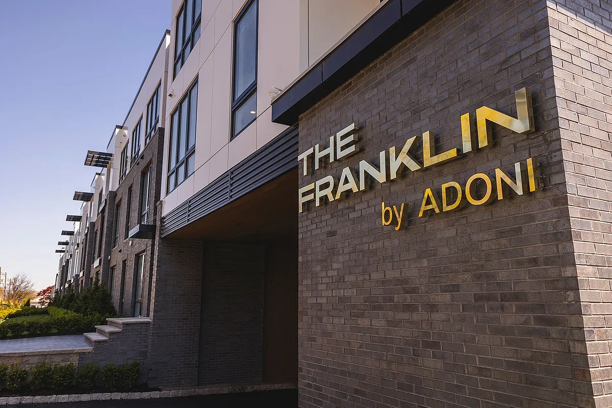 Building Photo - The Franklin at Westfield