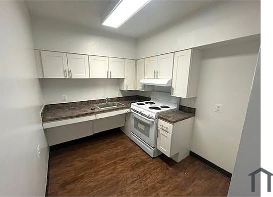 2nd image of 1037 Cathedral St