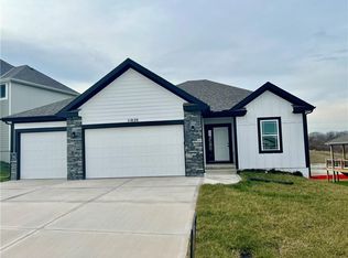 11820 N Lane Ave, Kansas City, MO 64157