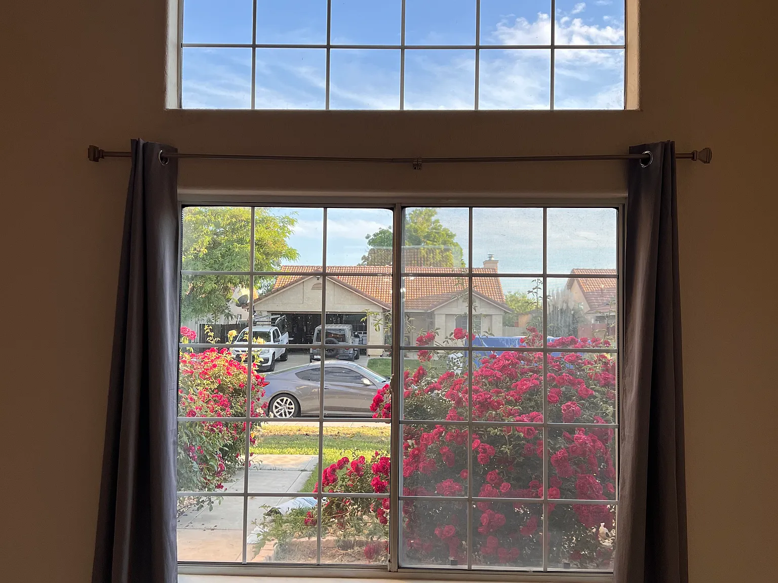4 bed, 2539 sqft, $2,650 — Photo 3