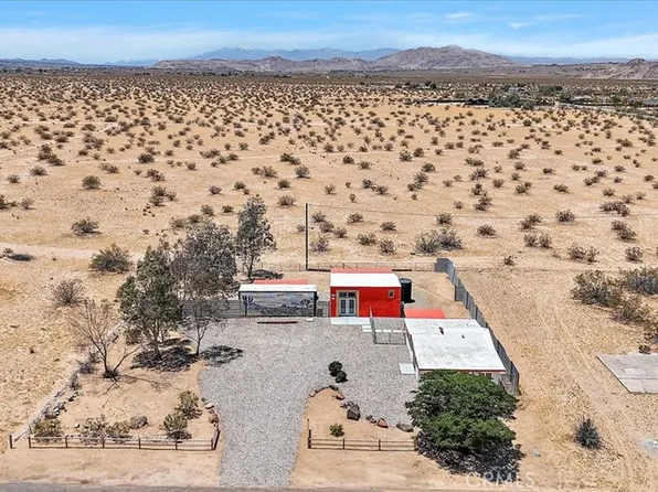 4984 1st St W, Joshua Tree, CA 92252