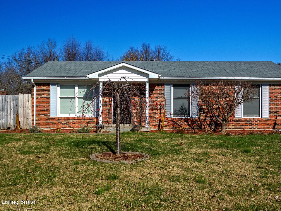 1st image of 402 Dogwood Dr