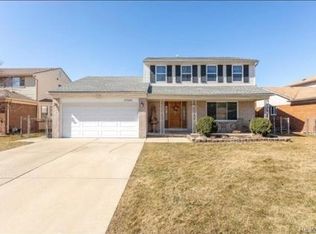 37245 Evergreen Dr, Sterling Heights, MI 48310