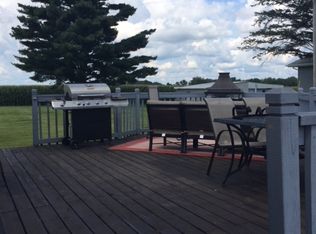 726 West St, Delong, IL 61436