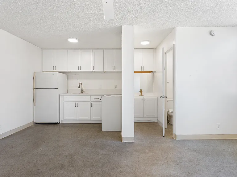 727 Pumehana St #306 — Photo 3