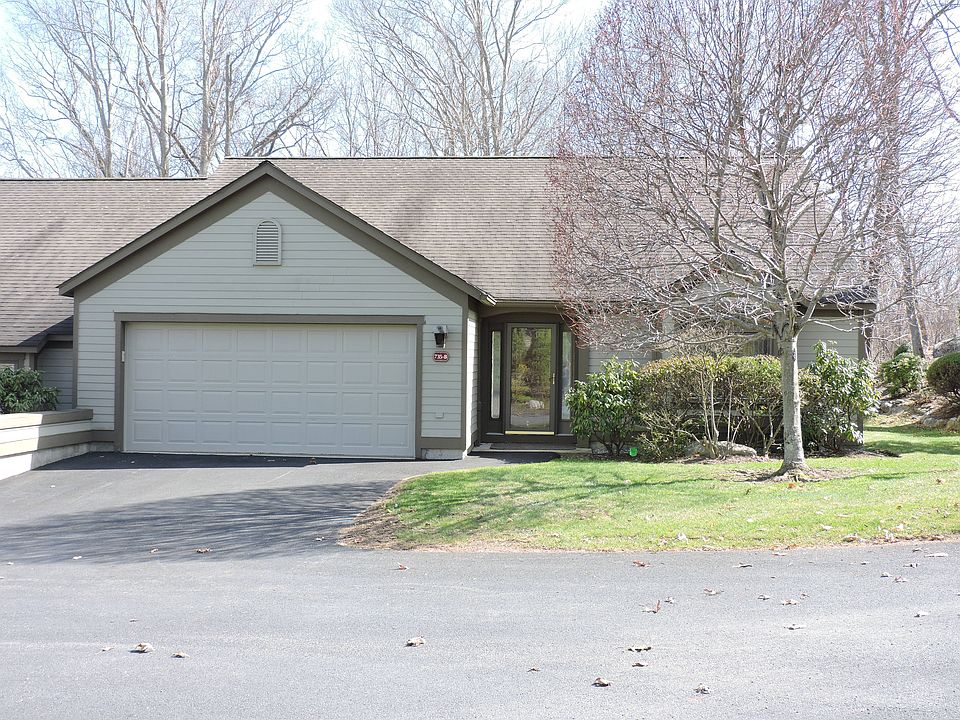 1st image of 735-B Heritage Hls