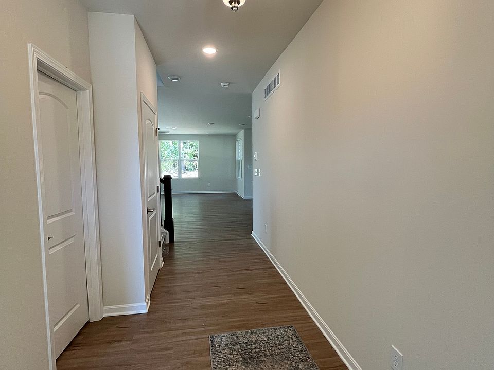Entry way
