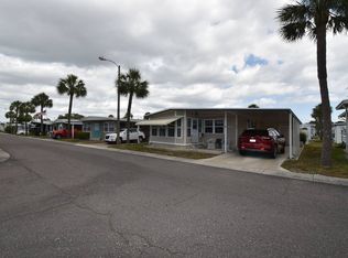 518 Poinsettia Dr, Largo, FL 33770