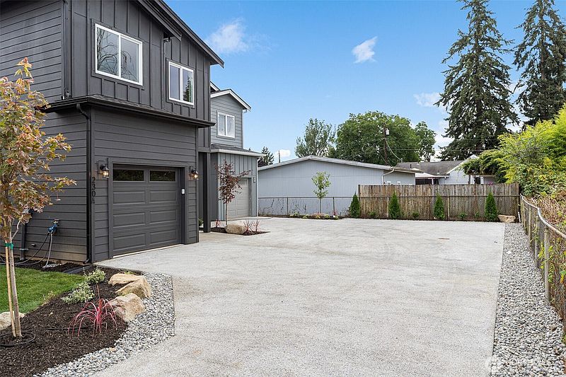 3rd image of 230 106th Street SW #A