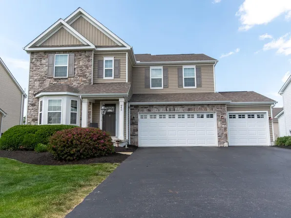 945 Farmington Ln, Delaware, OH 43015