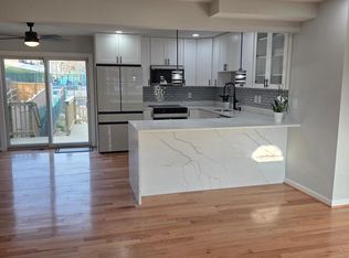 15 Charles St, Westminster, MD 21157