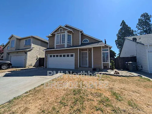 317 Ridgecrest Cir Photo 1