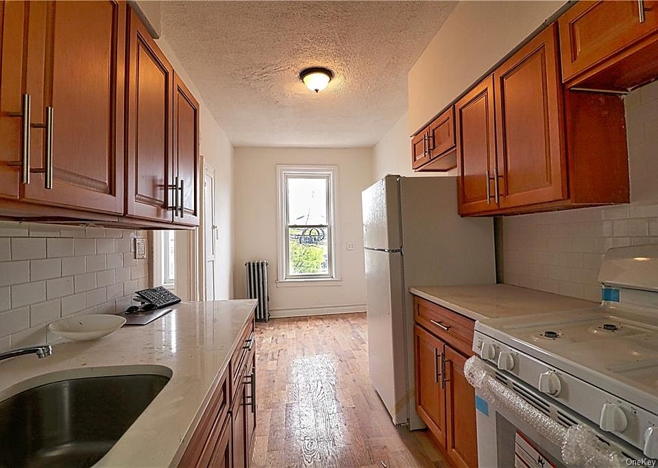 1st image of 1035 E 217th St #2F