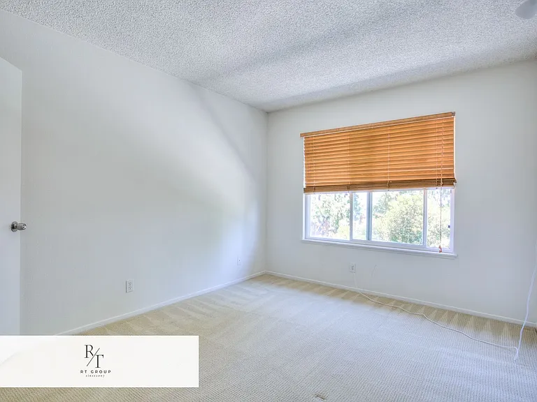2352 Birch Log Way — Photo 36