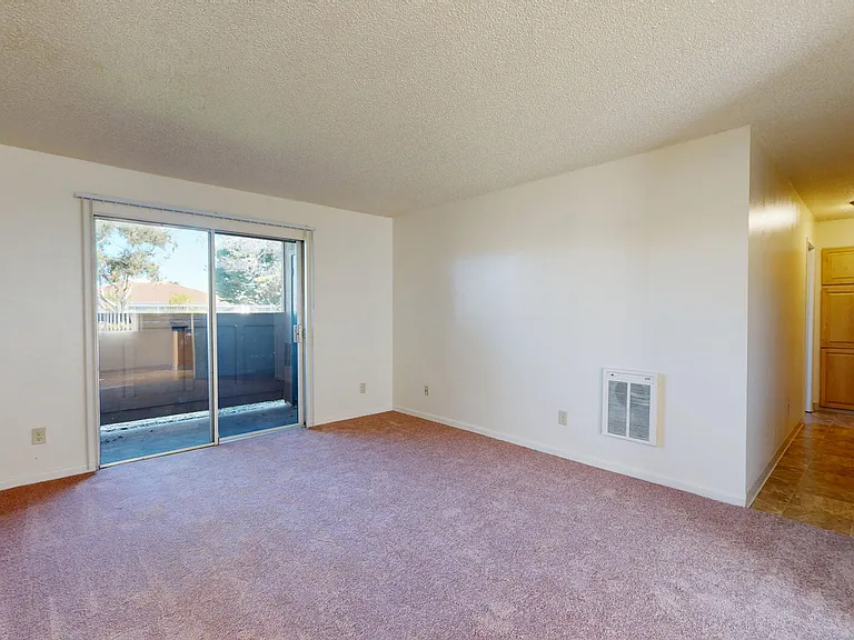 Pointe at Northridge — Photo 36