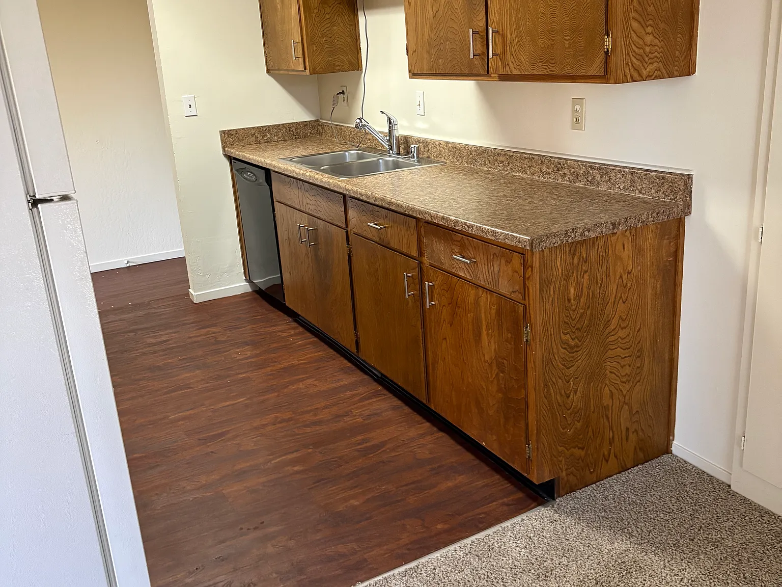 2 bed, 875 sqft, $2,850 — Photo 1