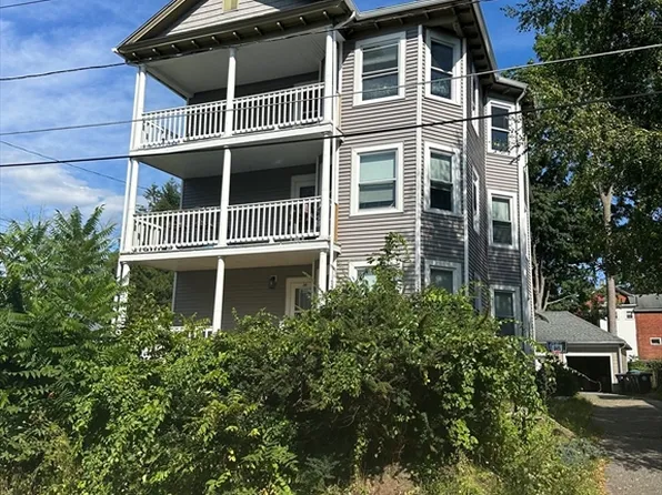 36 Winter St, Southbridge, MA 01550