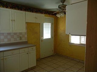 2nd image of 1501 Royal Way