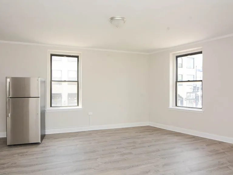 3335 W Diversey Ave #201 — Photo 6