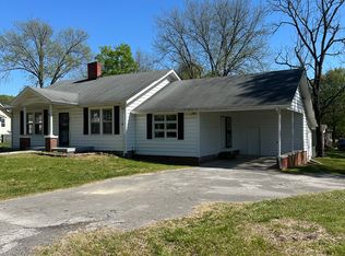 306 Tennessee Ave, Stevenson, AL 35772